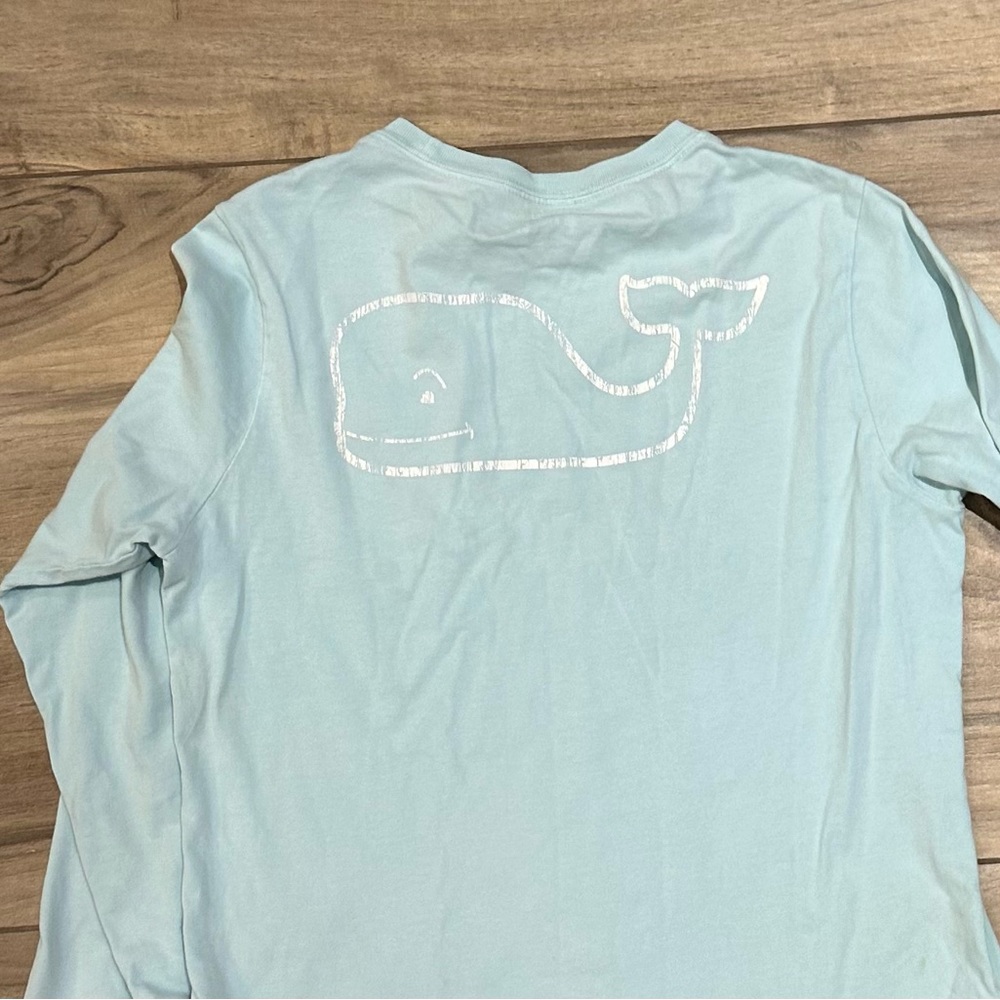 Vineyard Vines kids medium long sleeve tee. Perfect condition. Unisex
